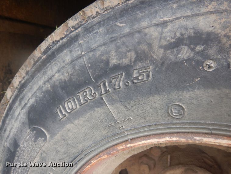 image for item DQ7115 1990 Kayln equipment trailer