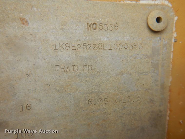 image for item DQ7115 1990 Kayln equipment trailer