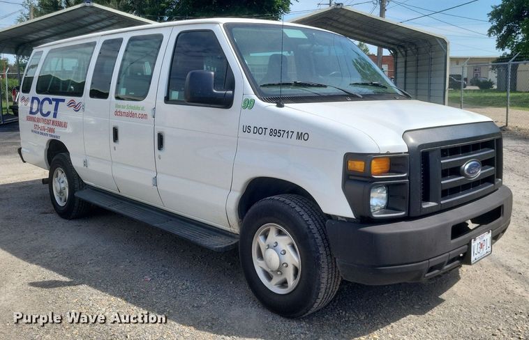 image for item DR4783 2012 Ford  E350 Super Duty XL van