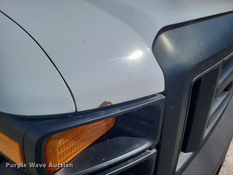 image for item DR4783 2012 Ford  E350 Super Duty XL van