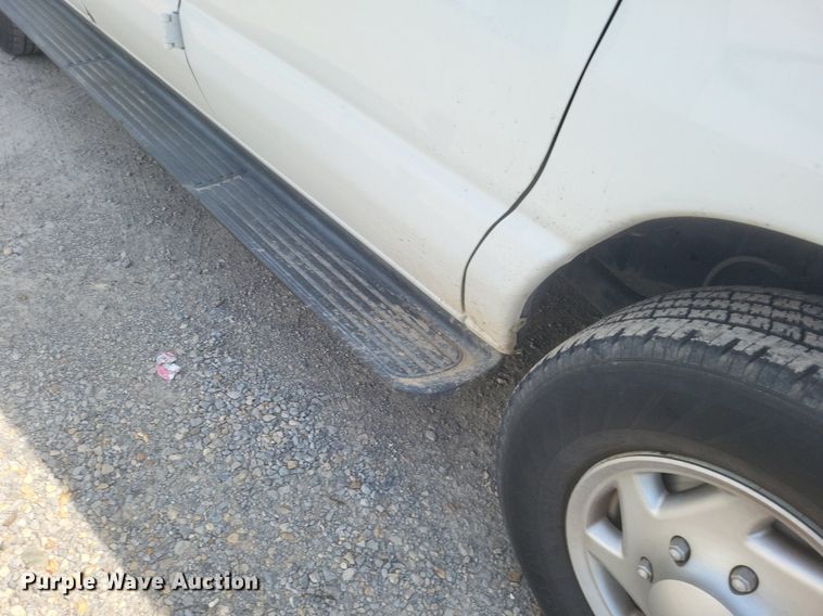 image for item DR4783 2012 Ford  E350 Super Duty XL van