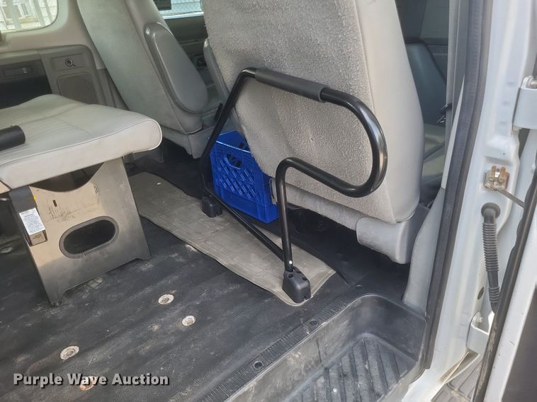 image for item DR4783 2012 Ford  E350 Super Duty XL van