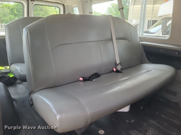 image for item DR4783 2012 Ford  E350 Super Duty XL van