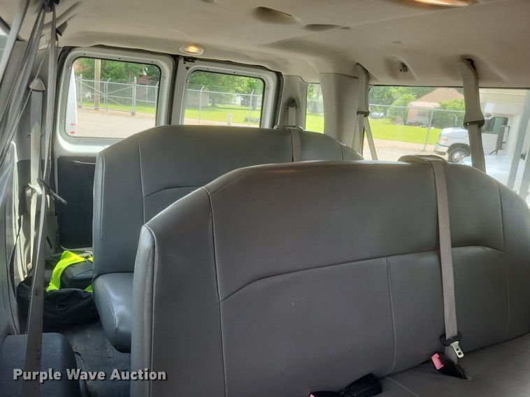 image for item DR4783 2012 Ford  E350 Super Duty XL van