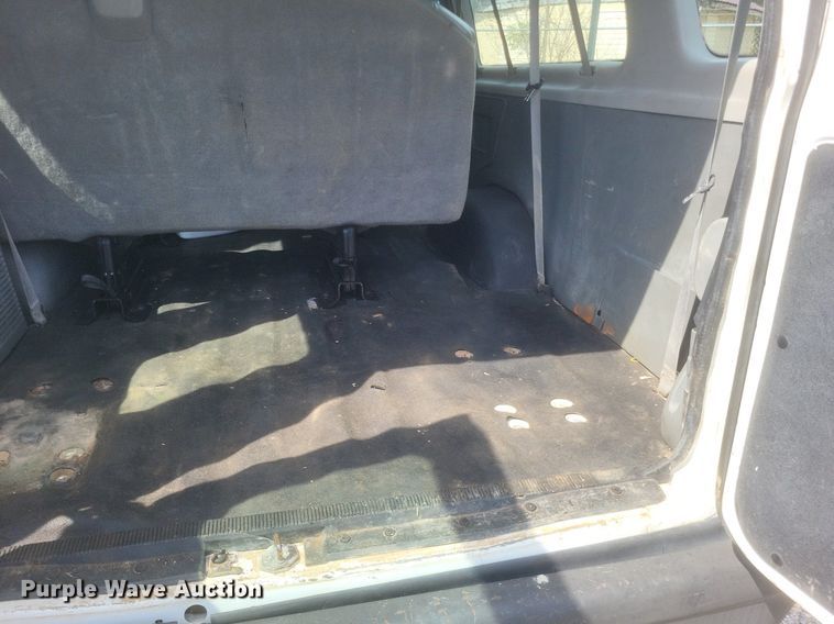 image for item DR4783 2012 Ford  E350 Super Duty XL van