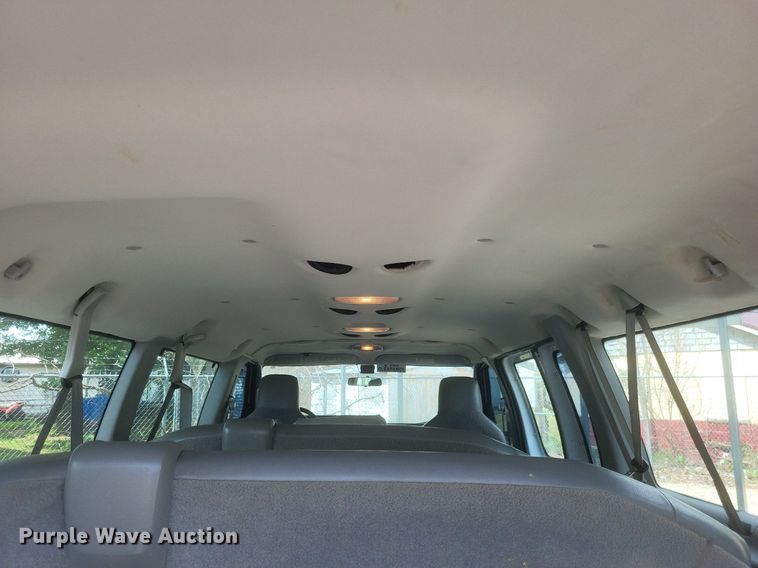 image for item DR4783 2012 Ford  E350 Super Duty XL van