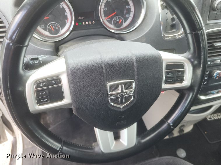 image for item DR4785 2015 Dodge Grand Caravan  van