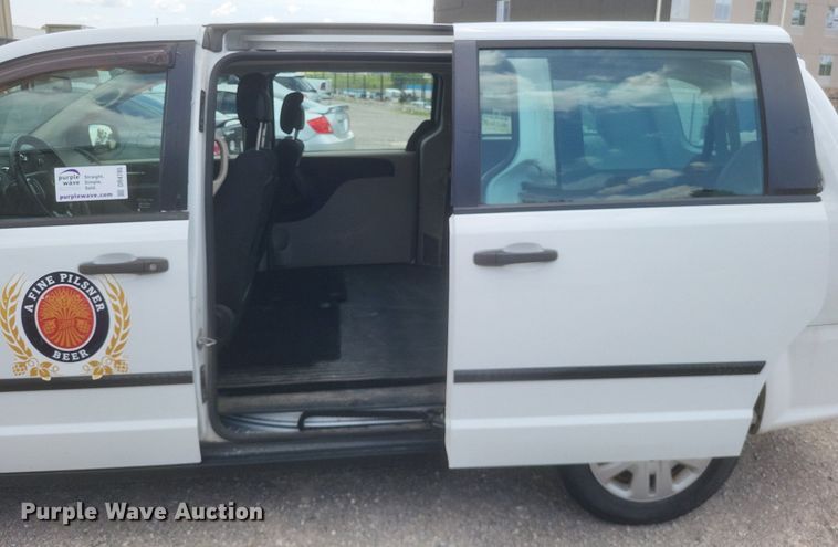 image for item DR4785 2015 Dodge Grand Caravan  van