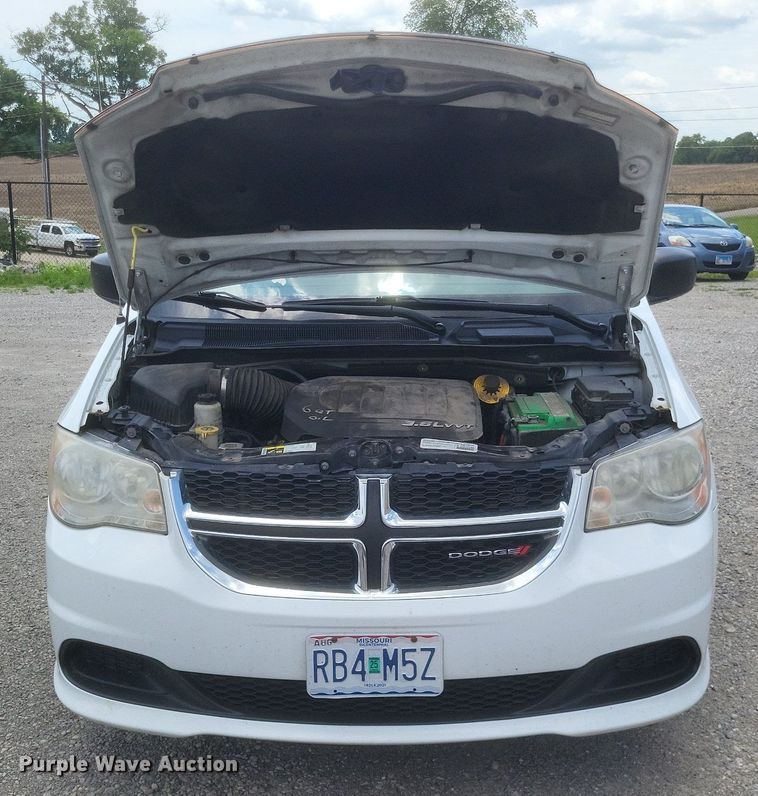 image for item DR4785 2015 Dodge Grand Caravan  van