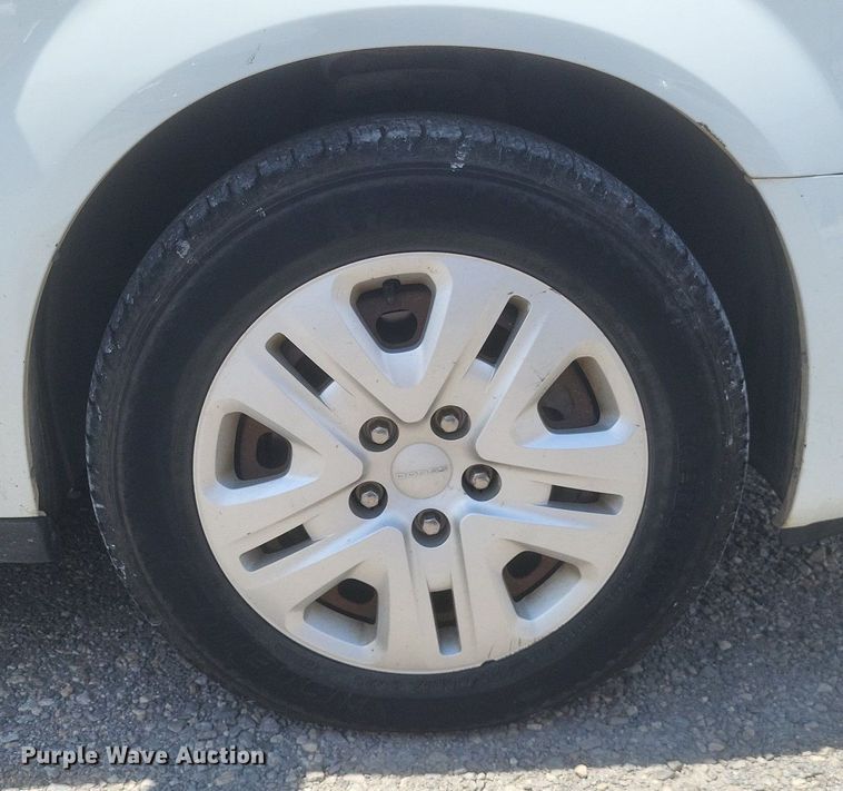 image for item DR4785 2015 Dodge Grand Caravan  van