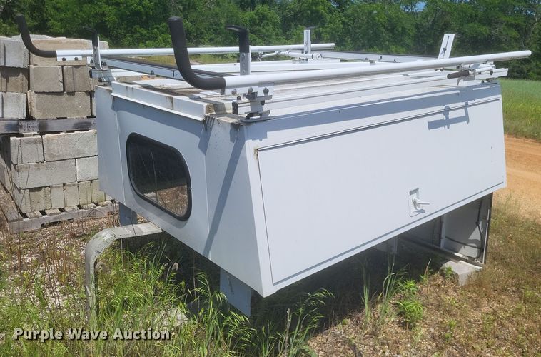 image for item DR4789 Aluminum Contractors pickup truck topper