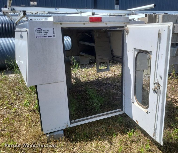 image for item DR4789 Aluminum Contractors pickup truck topper