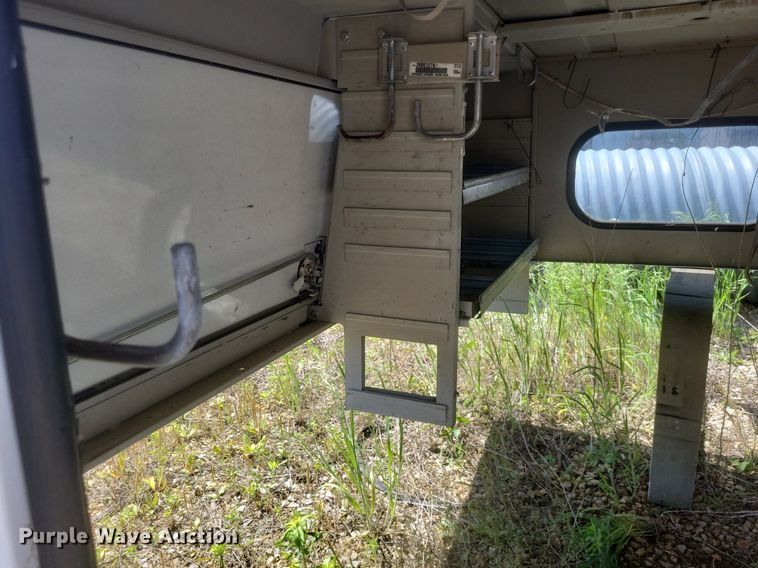 image for item DR4789 Aluminum Contractors pickup truck topper