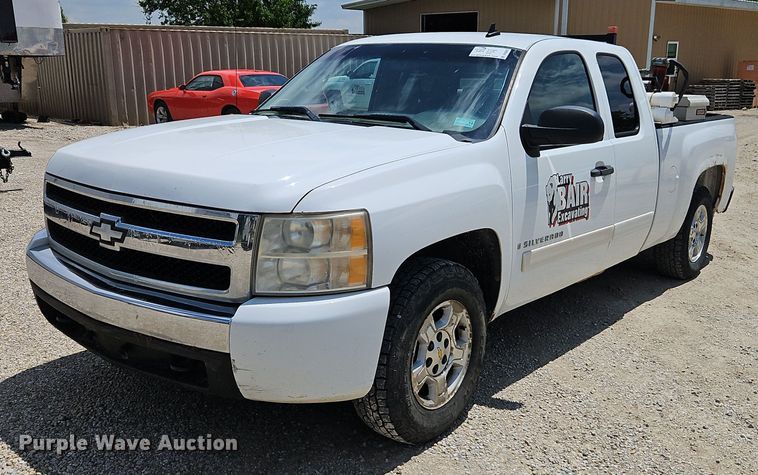 image for item DR8602 2008 Chevrolet  Silverado 1500 Ext. Cab pickup truck