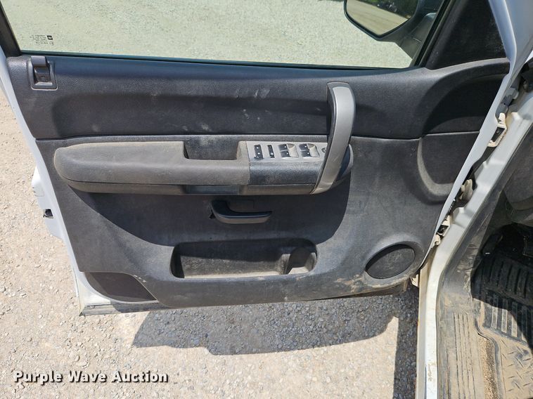 image for item DR8602 2008 Chevrolet  Silverado 1500 Ext. Cab pickup truck