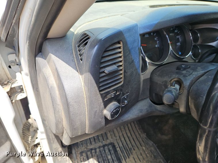 image for item DR8602 2008 Chevrolet  Silverado 1500 Ext. Cab pickup truck