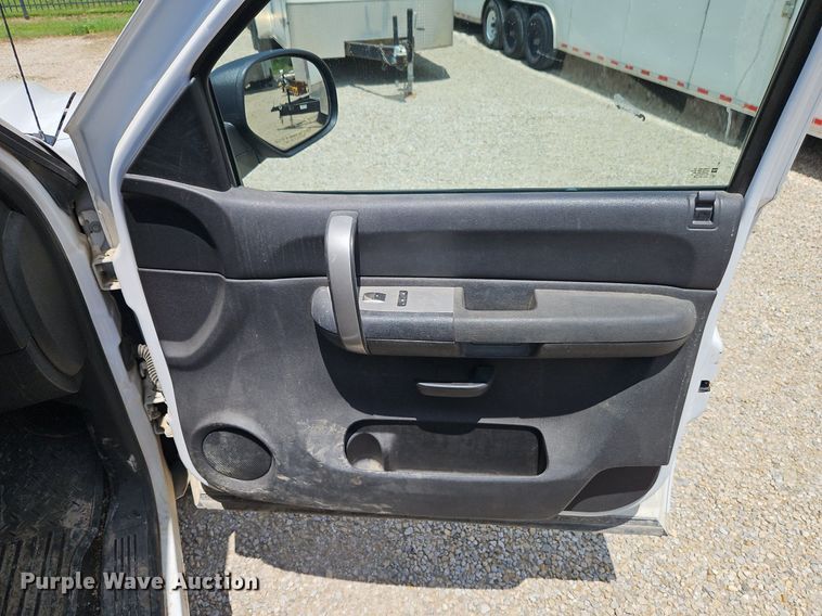 image for item DR8602 2008 Chevrolet  Silverado 1500 Ext. Cab pickup truck