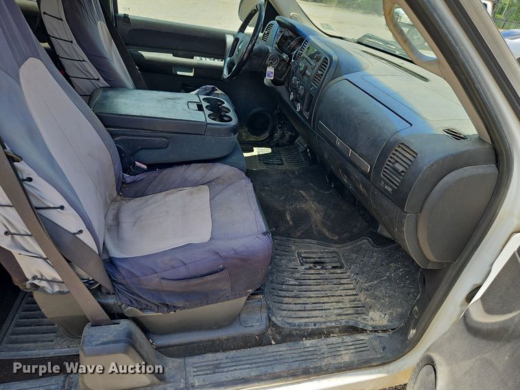 image for item DR8602 2008 Chevrolet  Silverado 1500 Ext. Cab pickup truck