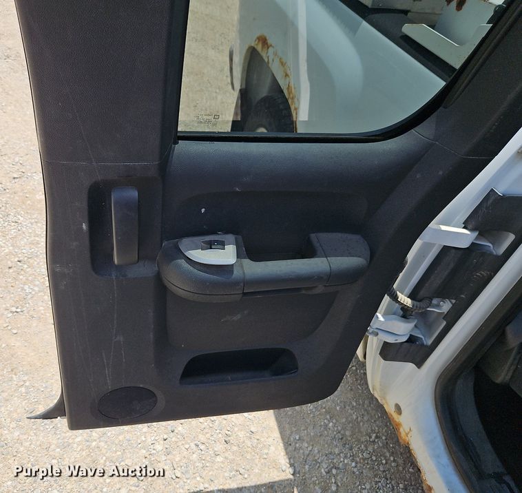 image for item DR8602 2008 Chevrolet  Silverado 1500 Ext. Cab pickup truck