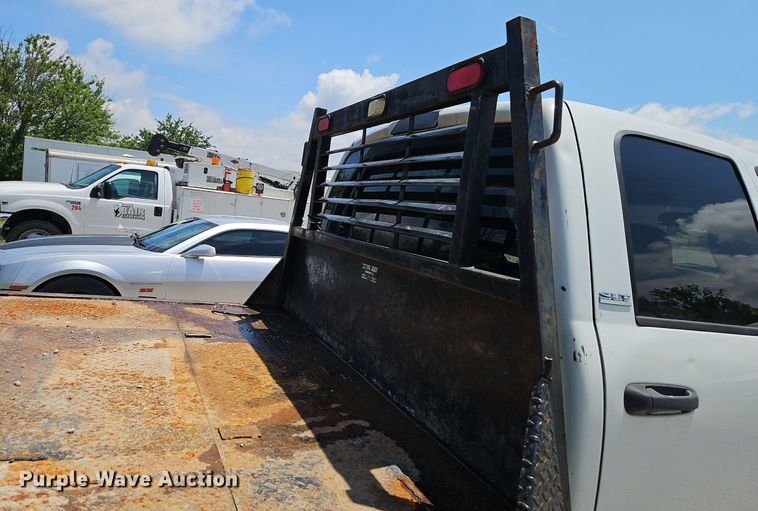 image for item DR8603 2007 Dodge Ram 3500HD Quad Cab flatbed pickup truck