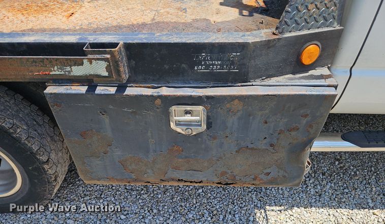 image for item DR8603 2007 Dodge Ram 3500HD Quad Cab flatbed pickup truck