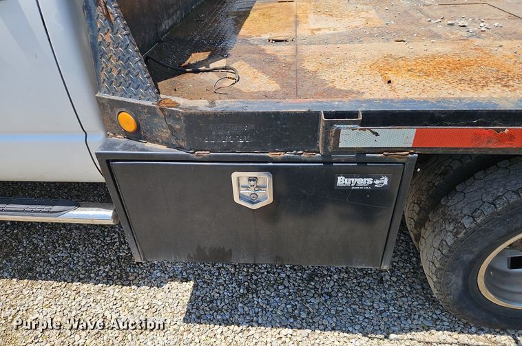 image for item DR8603 2007 Dodge Ram 3500HD Quad Cab flatbed pickup truck