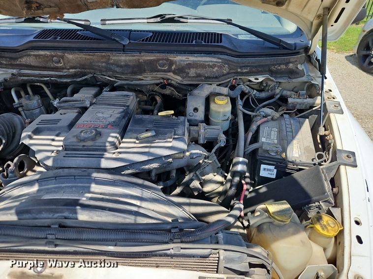 image for item DR8603 2007 Dodge Ram 3500HD Quad Cab flatbed pickup truck