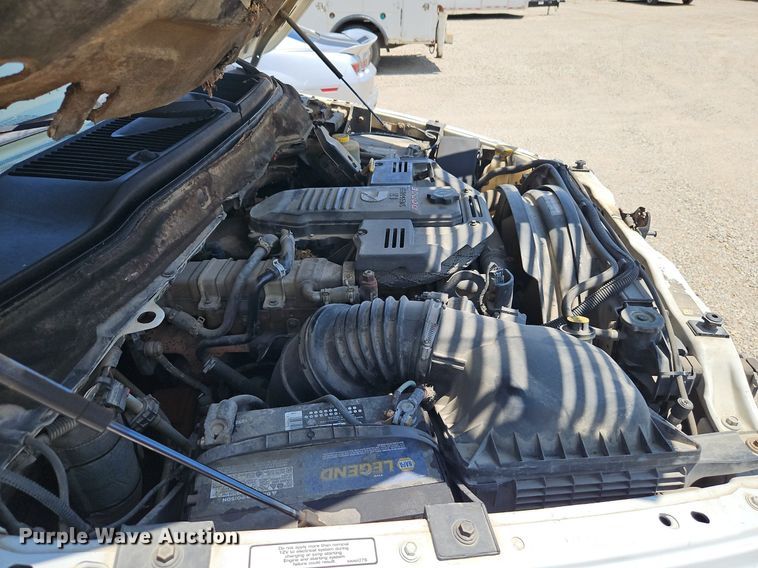 image for item DR8603 2007 Dodge Ram 3500HD Quad Cab flatbed pickup truck