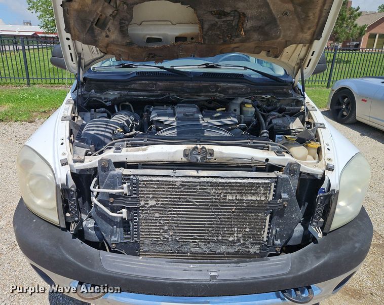 image for item DR8603 2007 Dodge Ram 3500HD Quad Cab flatbed pickup truck