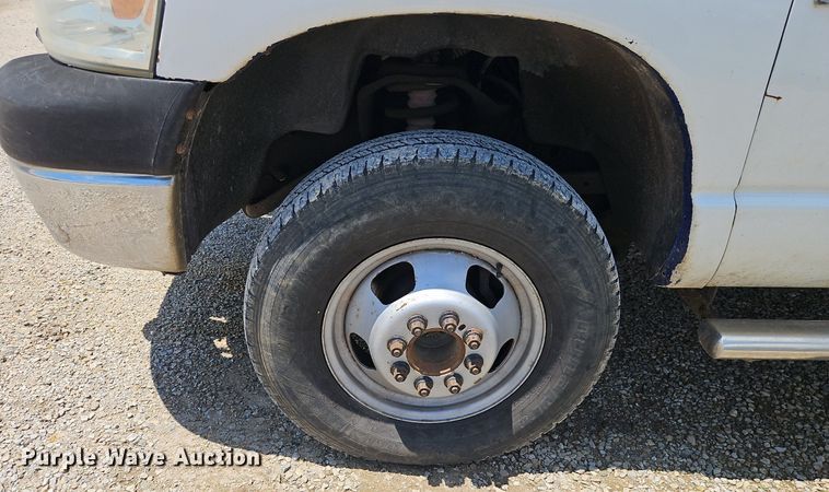 image for item DR8603 2007 Dodge Ram 3500HD Quad Cab flatbed pickup truck