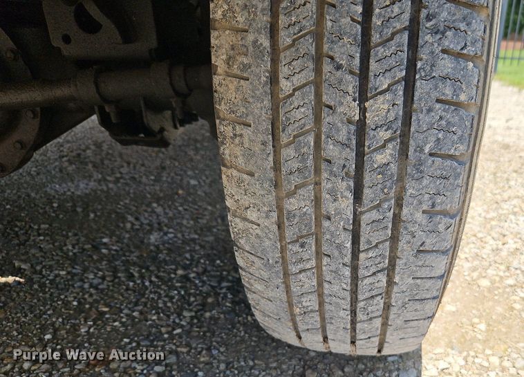 image for item DR8603 2007 Dodge Ram 3500HD Quad Cab flatbed pickup truck