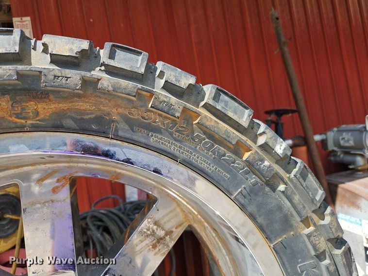 image for item DR8611 Tires and wheels