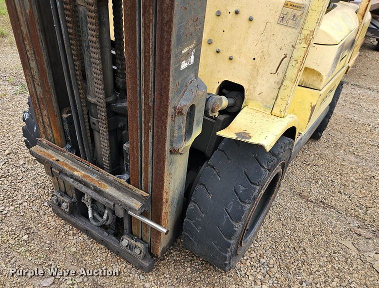 image for item DR8614 Caterpillar F35 forklift