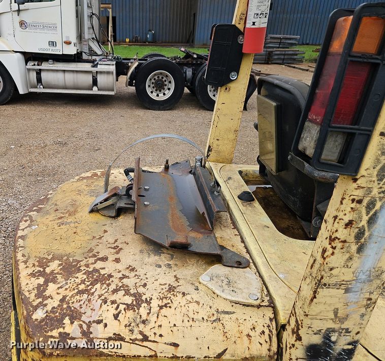 image for item DR8614 Caterpillar F35 forklift