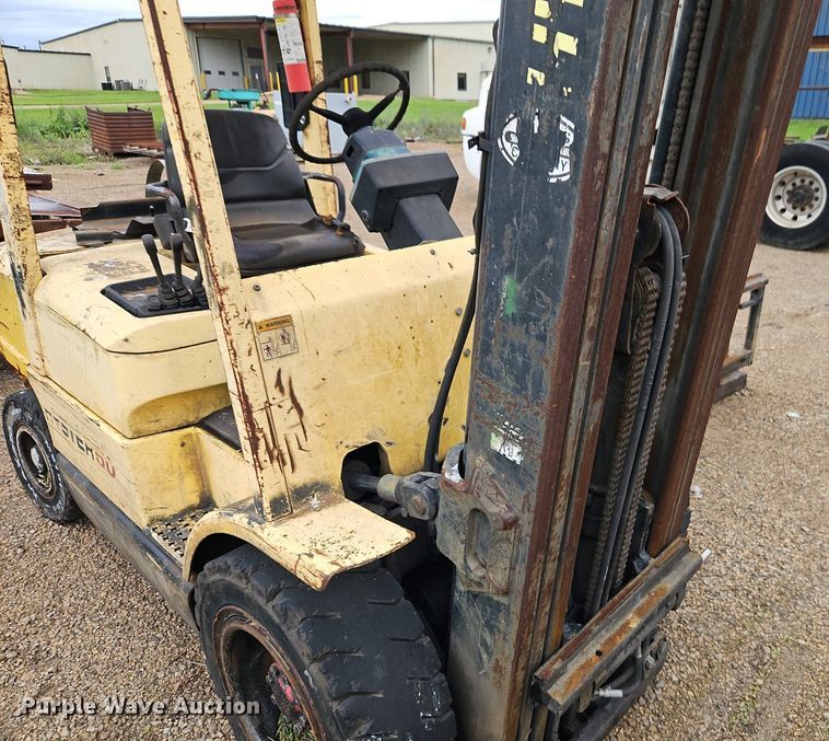 image for item DR8614 Caterpillar F35 forklift