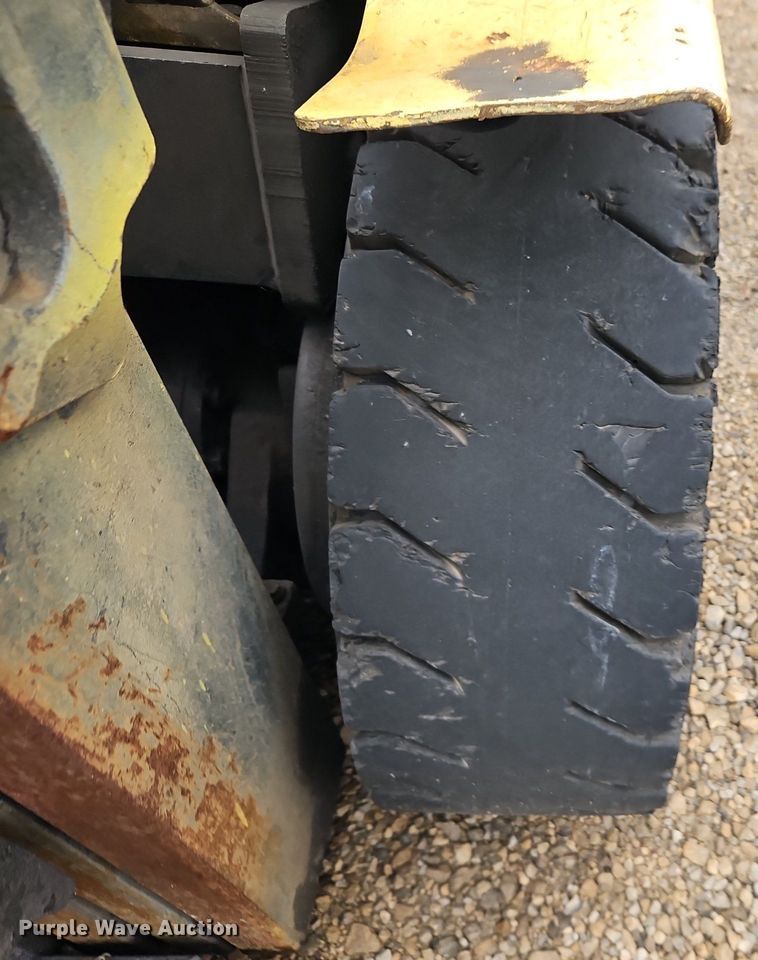 image for item DR8614 Caterpillar F35 forklift