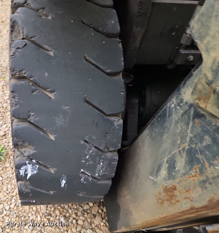 image for item DR8614 Caterpillar F35 forklift