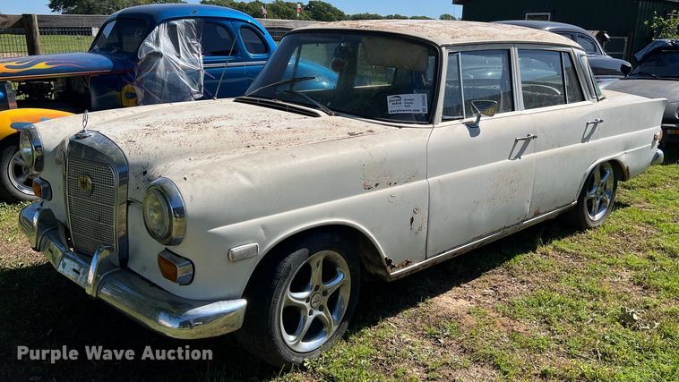 image for item DS2942 1968 Mercedes Benz  200 Diesel 