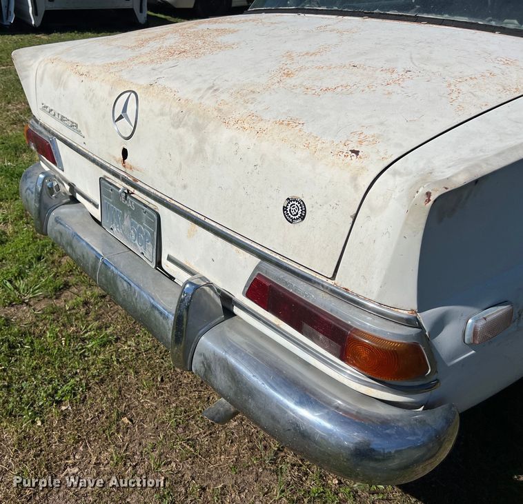 image for item DS2942 1968 Mercedes Benz  200 Diesel 