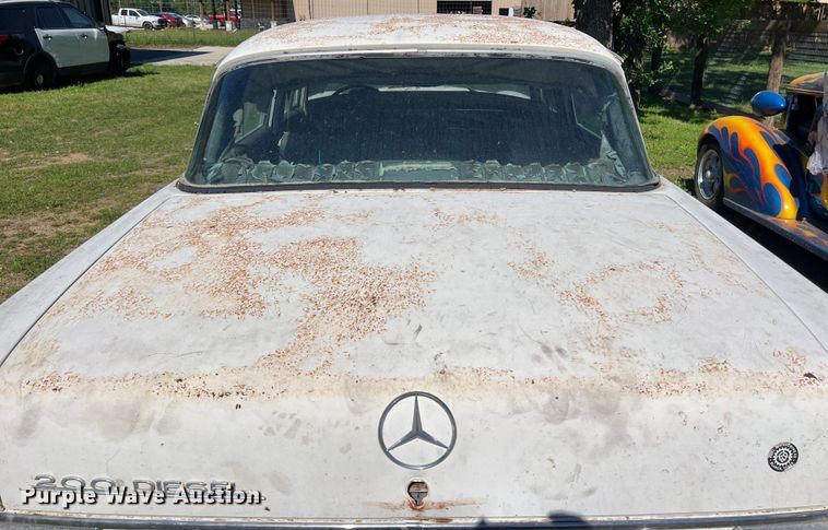 image for item DS2942 1968 Mercedes Benz  200 Diesel 