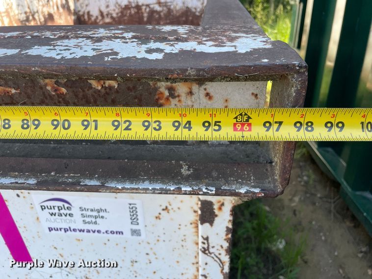 image for item DS5551 Roll-off container 