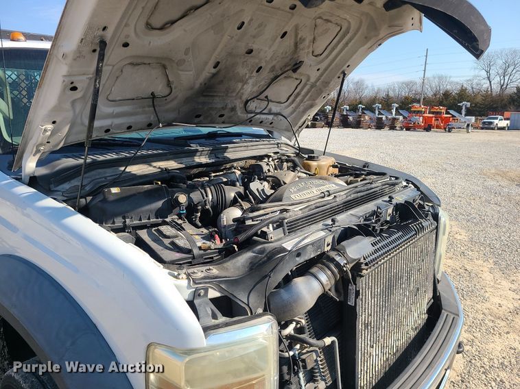 image for item DS7331 2008 Ford F550 Super Duty XL  flatbed truck