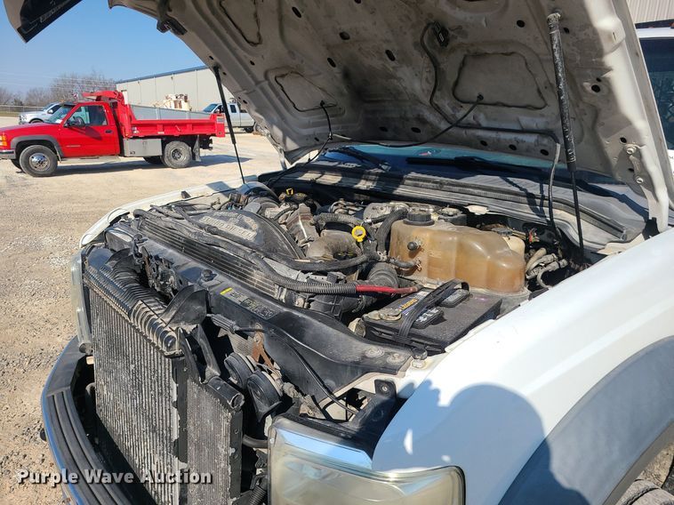 image for item DS7331 2008 Ford F550 Super Duty XL  flatbed truck