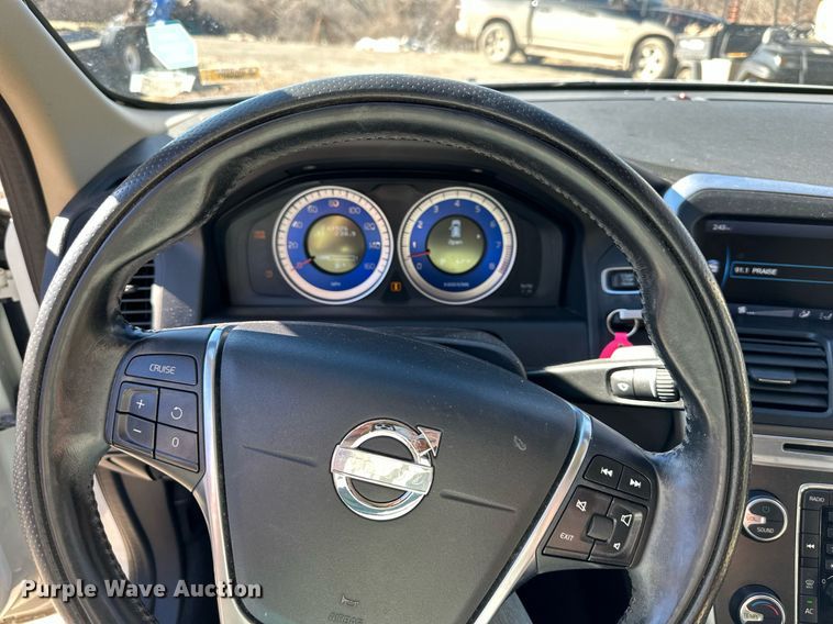 image for item DW2966 2011 Volvo  XC60  SUV