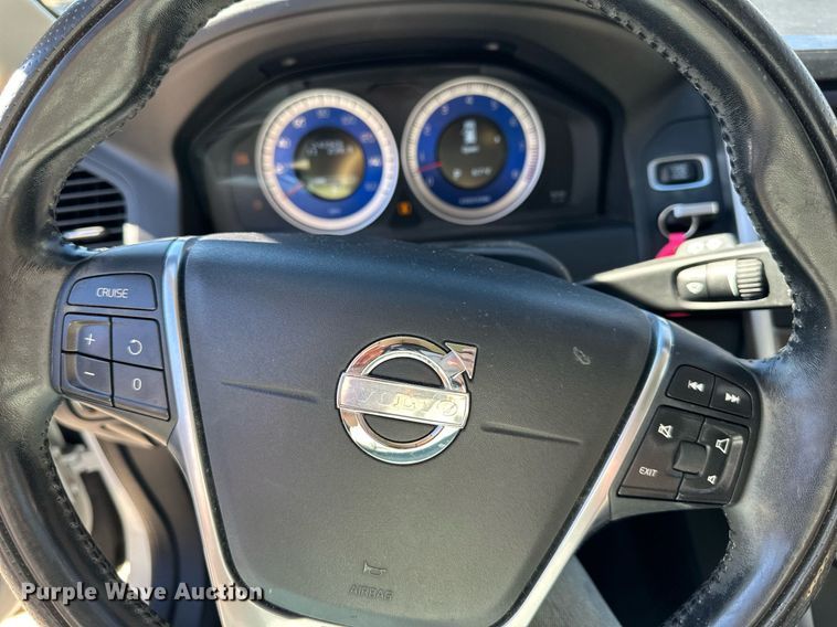 image for item DW2966 2011 Volvo  XC60  SUV