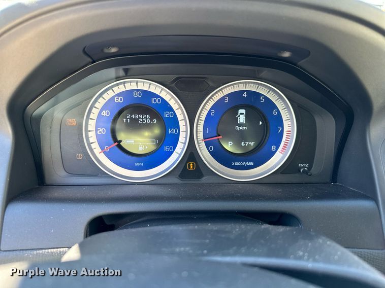 image for item DW2966 2011 Volvo  XC60  SUV