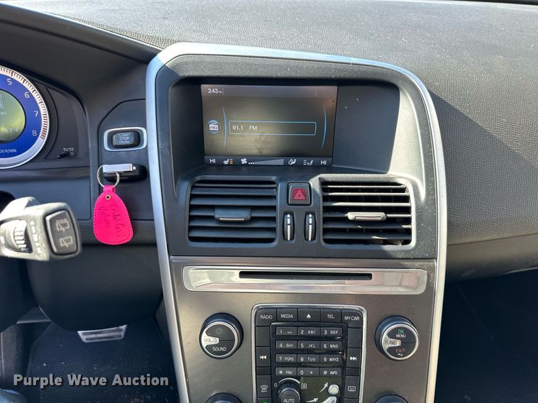 image for item DW2966 2011 Volvo  XC60  SUV