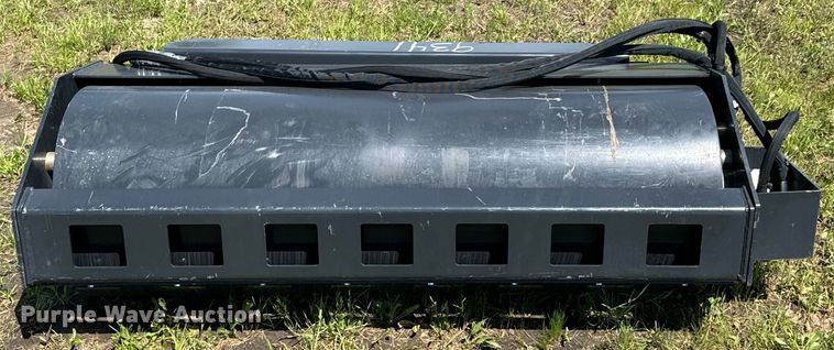 image for item DX0487 2023 Wolverine VR-11-66W skid steer roller