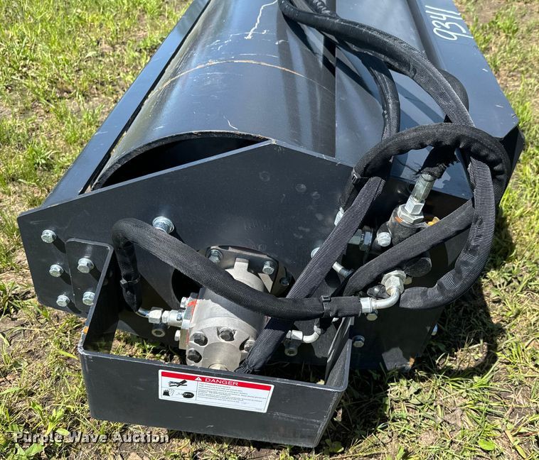 image for item DX0487 2023 Wolverine VR-11-66W skid steer roller