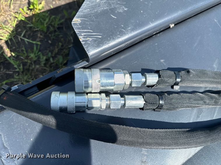 image for item DX0487 2023 Wolverine VR-11-66W skid steer roller